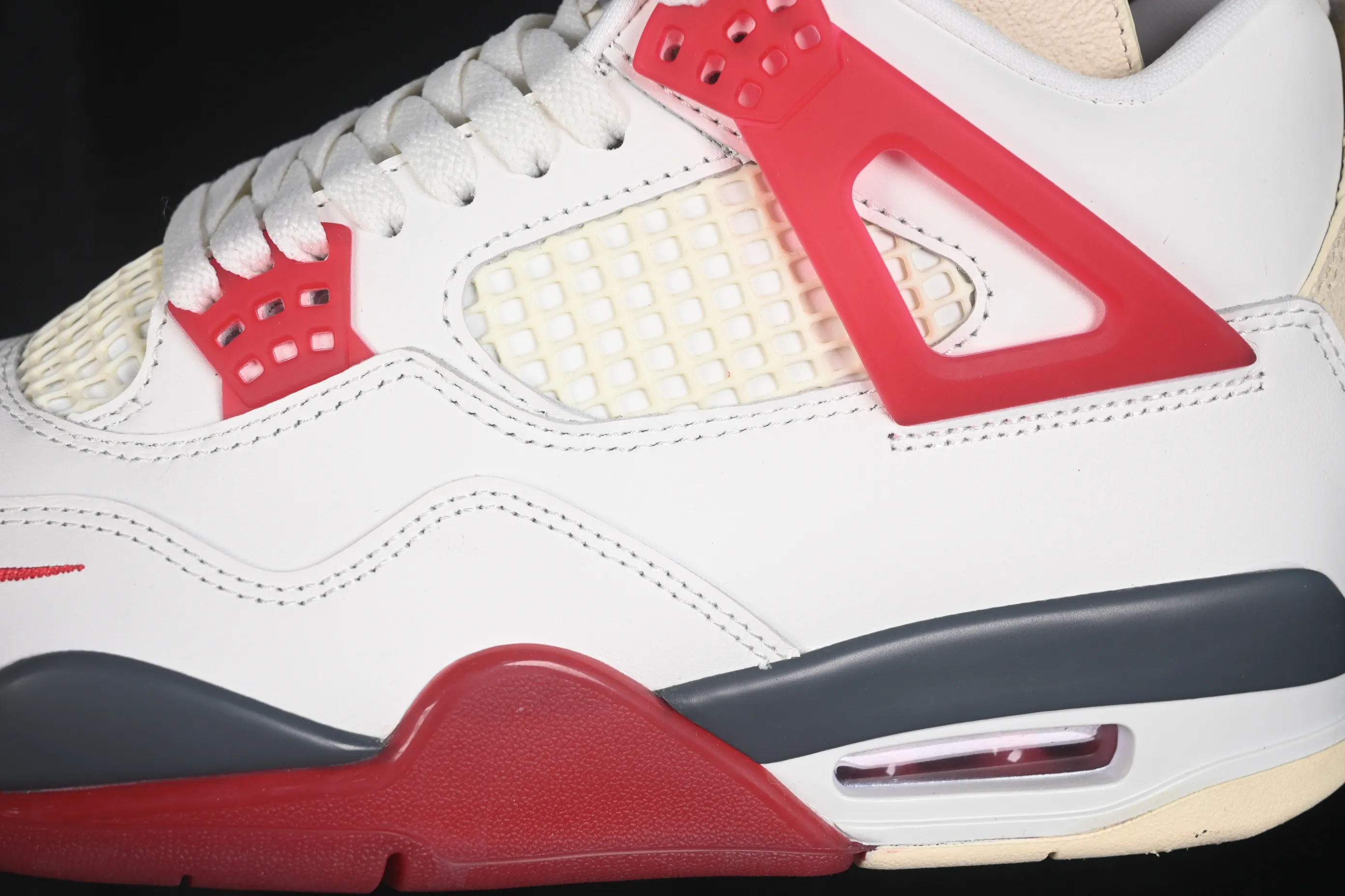 All Categories Air Jordan Jordan Series Basketball Shoes Air Jordan 4 Nigel Sylvester x Air Jordan 4 Retro "Brick After Brick" AJ4 Joe 4 White Red Urine Stains 2.0 IQ8055-100